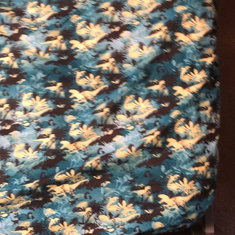 Jurassic world Print Sheet Set in Blue & Cream
